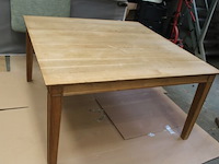 Houten eettafel - afbeelding 1 van  6