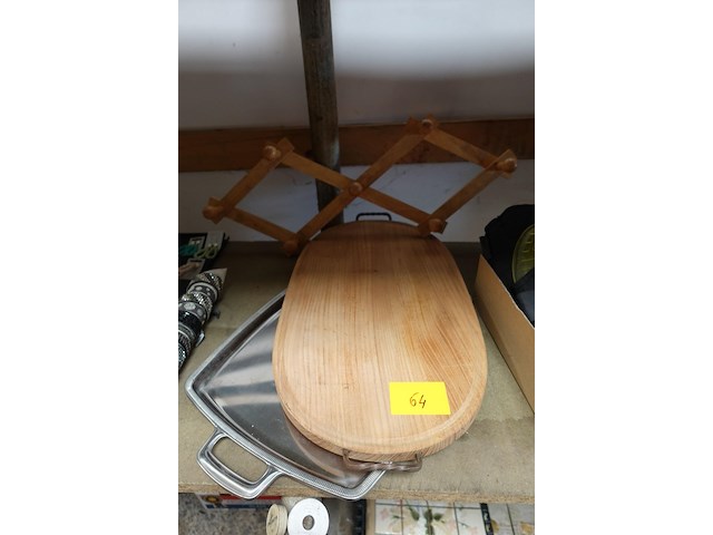 Houten en inox schotel en kapstok - afbeelding 1 van  4