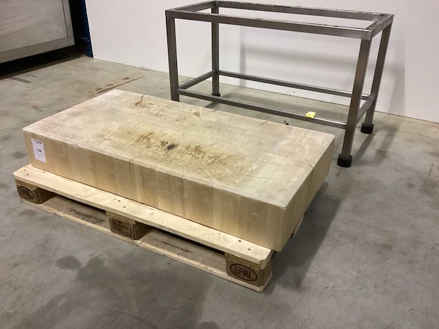 Houten hakblok op inox onderstel overige vleesverwerking - afbeelding 2 van  5