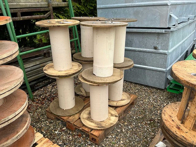 Houten haspel (8x) - afbeelding 1 van  3