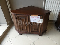 Houten hoekkast - afbeelding 1 van  3