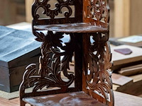 Houten hoekrekje - afbeelding 1 van  4