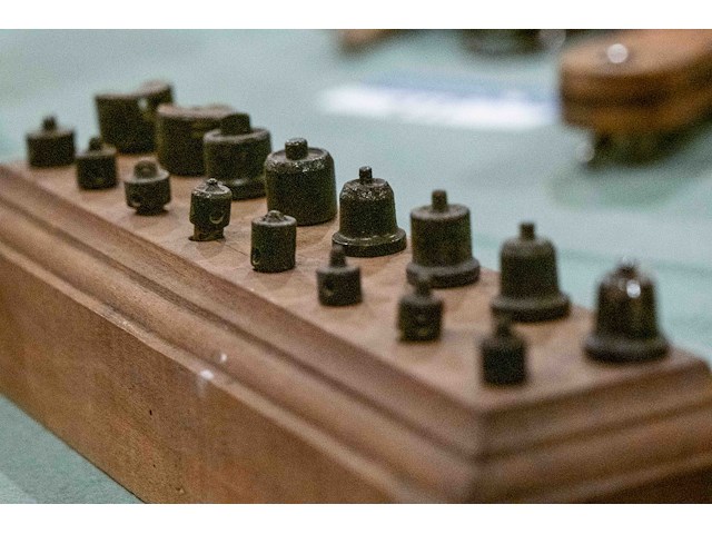 Houten houder voor frezen - afbeelding 2 van  2