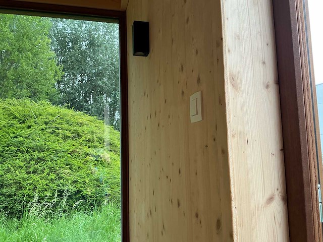 Houten kantoorunit op aanhanger - afbeelding 17 van  29