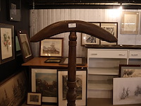 Houten kapstok op voet - afbeelding 2 van  3