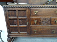 Houten kast + decoratie - afbeelding 3 van  6