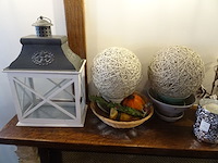 Houten kast + decoratie - afbeelding 2 van  6