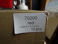 Houten kast + decoratie - afbeelding 6 van  6