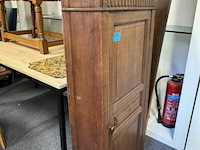 Houten kast met postvakjes - afbeelding 2 van  3