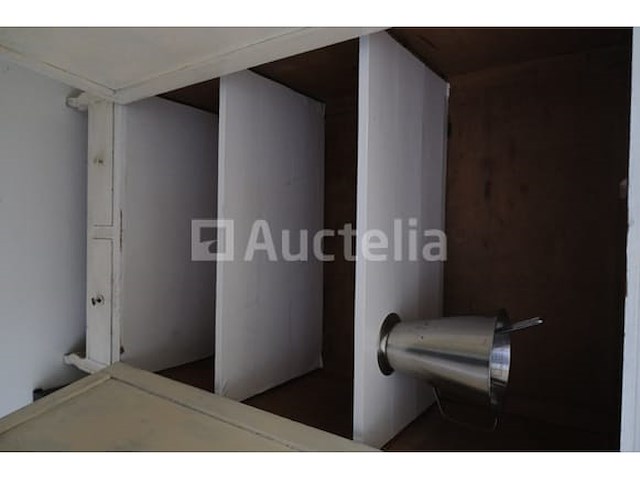 Houten kast met twee deuren - afbeelding 3 van  8