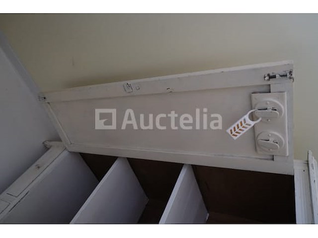 Houten kast met twee deuren - afbeelding 8 van  8