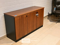 Houten kast - afbeelding 1 van  4