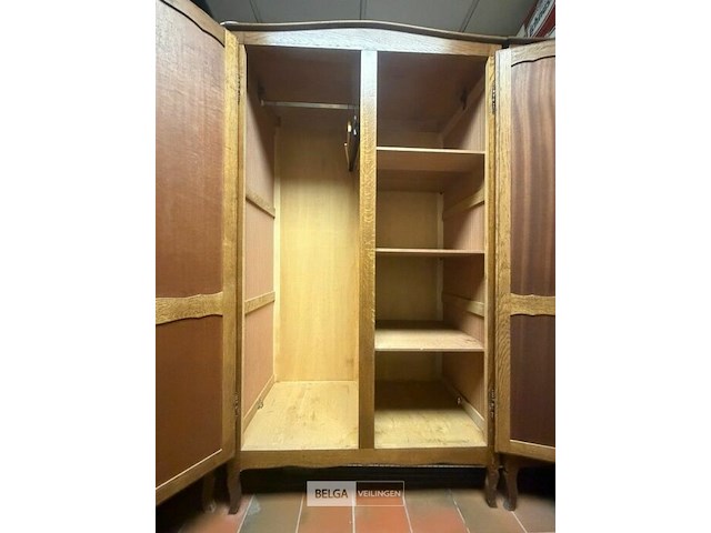 Houten kast - afbeelding 2 van  2