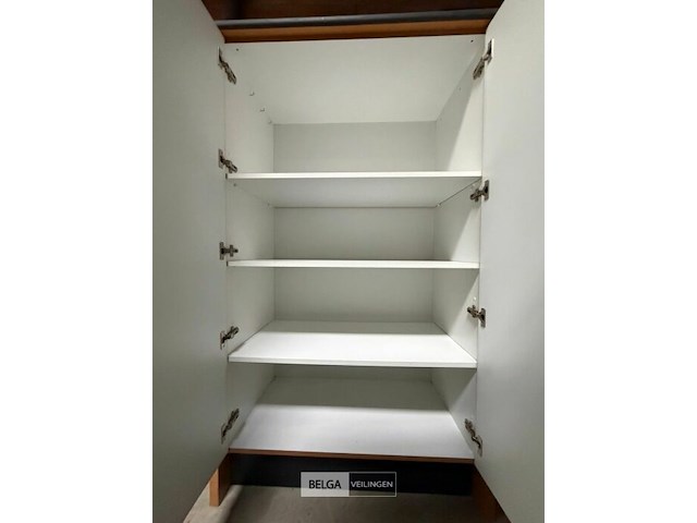 Houten kast - afbeelding 2 van  2