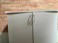 Houten kast - afbeelding 1 van  2