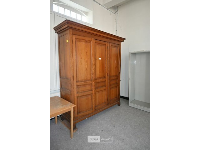 Houten kast - afbeelding 1 van  5