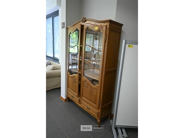 Houten kast - afbeelding 1 van  4