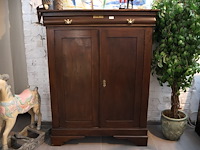 Houten kast - afbeelding 1 van  6