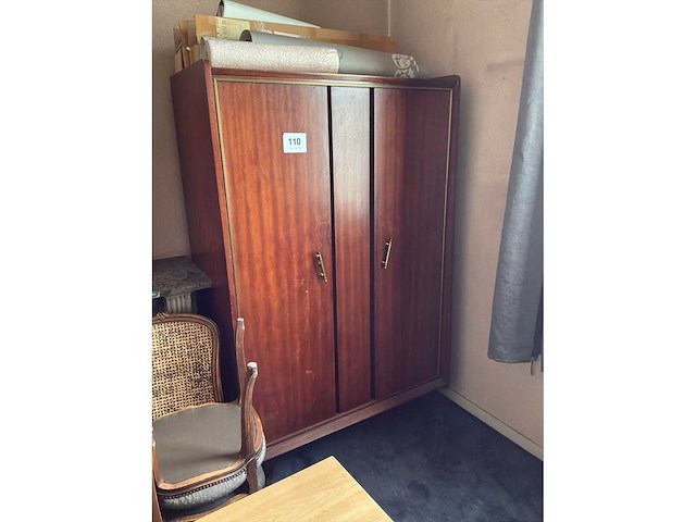 Houten kast - afbeelding 2 van  4