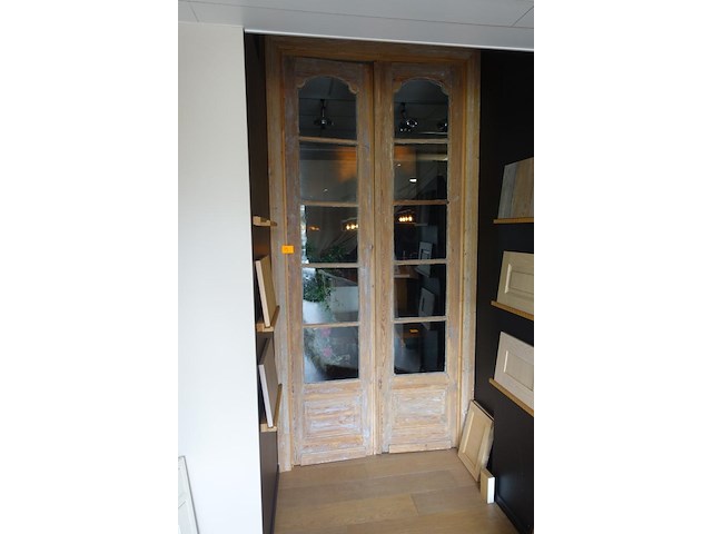 Houten kasteeldeuren - afbeelding 1 van  2