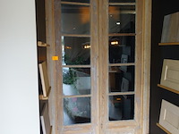 Houten kasteeldeuren