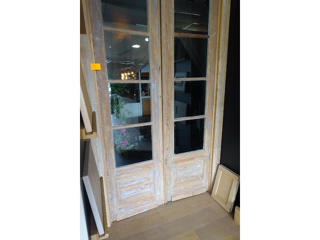 Houten kasteeldeuren - afbeelding 2 van  2