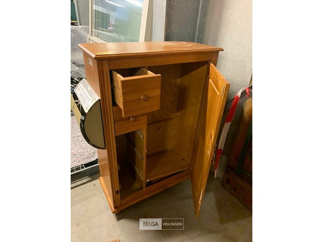 Houten kastje - afbeelding 2 van  2