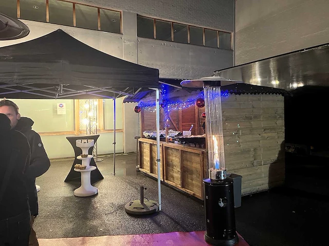 Houten kerstchalet - 3x2m - afbeelding 9 van  10