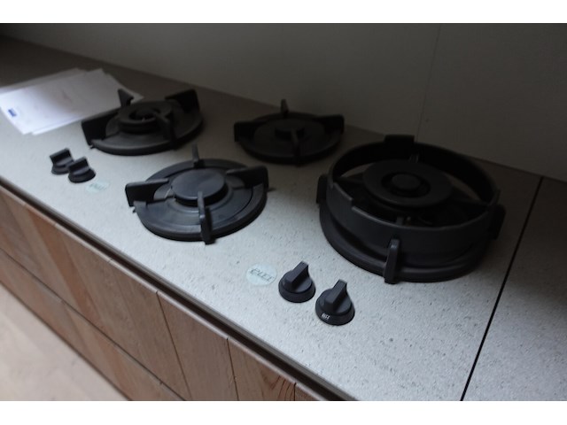 Houten keuken - afbeelding 10 van  15