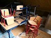 Houten kindertafeltje met kinderstoeltjes (7x) - afbeelding 1 van  1