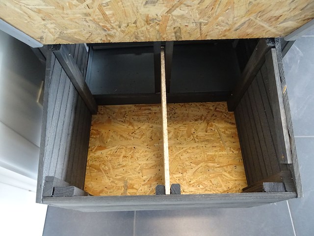 Houten kippenhok - afbeelding 3 van  4