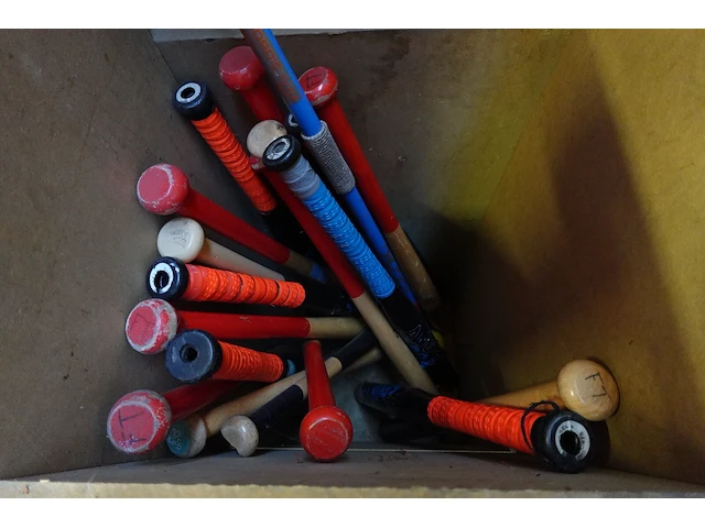 Houten kist met diverse spelen - afbeelding 5 van  12
