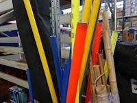 Houten kist met diverse spelen - afbeelding 9 van  12