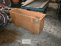 Houten kist zonder deksel