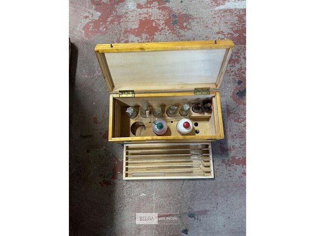 Houten kistje met alcoholmeter/hydrometer - afbeelding 3 van  3