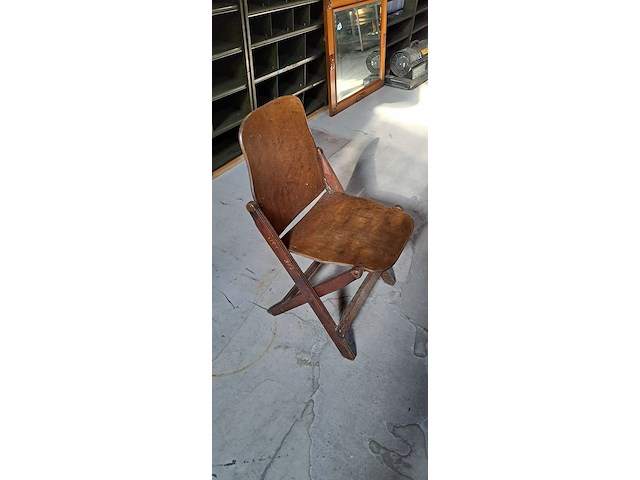 Houten klapstoel - afbeelding 1 van  3