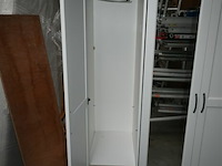 Houten kleerkast met spiegel - afbeelding 3 van  6