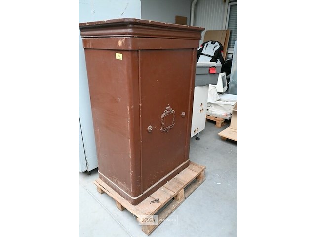 Houten kluis - afbeelding 1 van  2