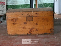 Houten koffer met deksel - afbeelding 2 van  7