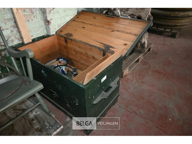 Houten koffer met deksel - afbeelding 4 van  6