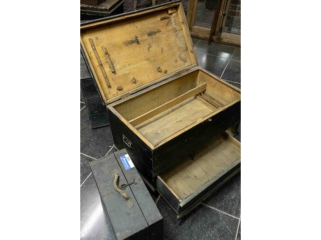 Houten koffers - afbeelding 3 van  4