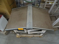 Houten konijnenhok - afbeelding 2 van  3