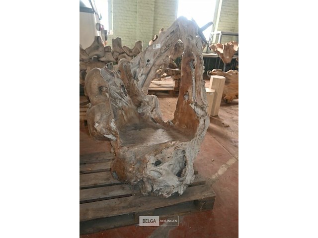 Houten kunstwerk / stoel - afbeelding 2 van  5
