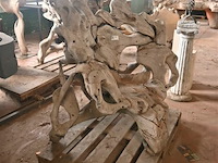 Houten kunstwerk / stoel - afbeelding 1 van  5