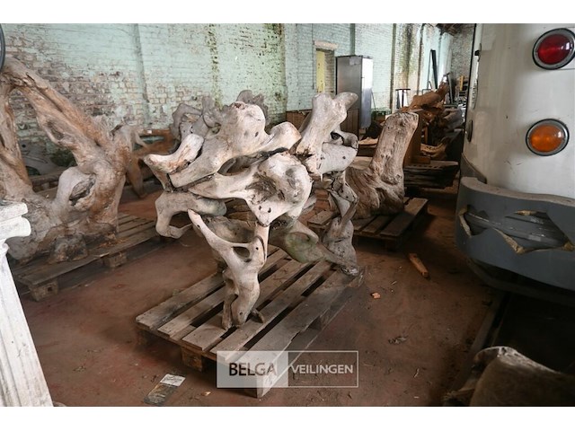 Houten kunstwerk / stoel - afbeelding 4 van  5