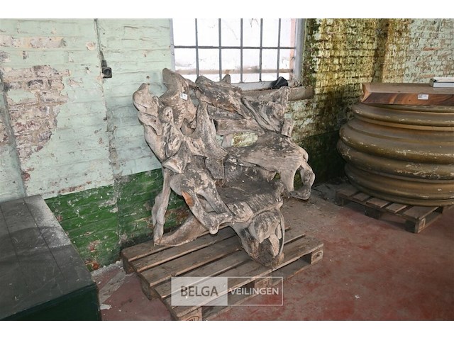 Houten kunstwerk / stoel - afbeelding 1 van  5