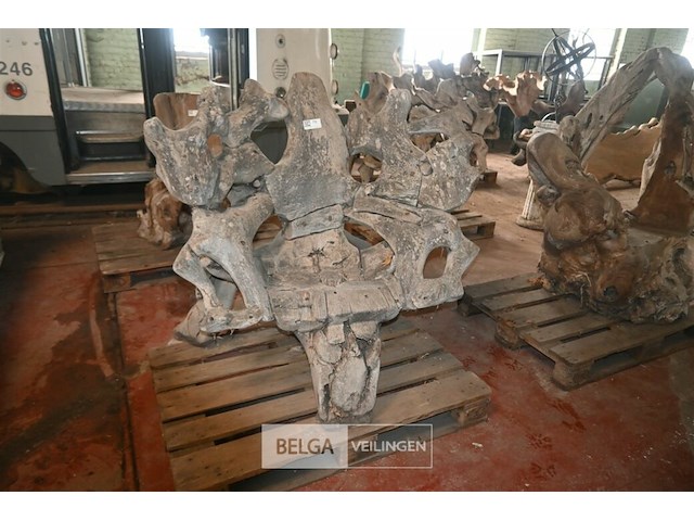 Houten kunstwerk / zitbank - afbeelding 2 van  5