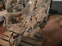 Houten kunstwerk / zitbank - afbeelding 5 van  5