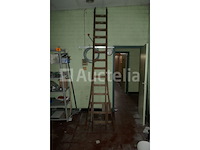 Houten ladder - afbeelding 2 van  3