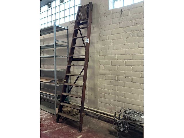 Houten ladder - afbeelding 2 van  3